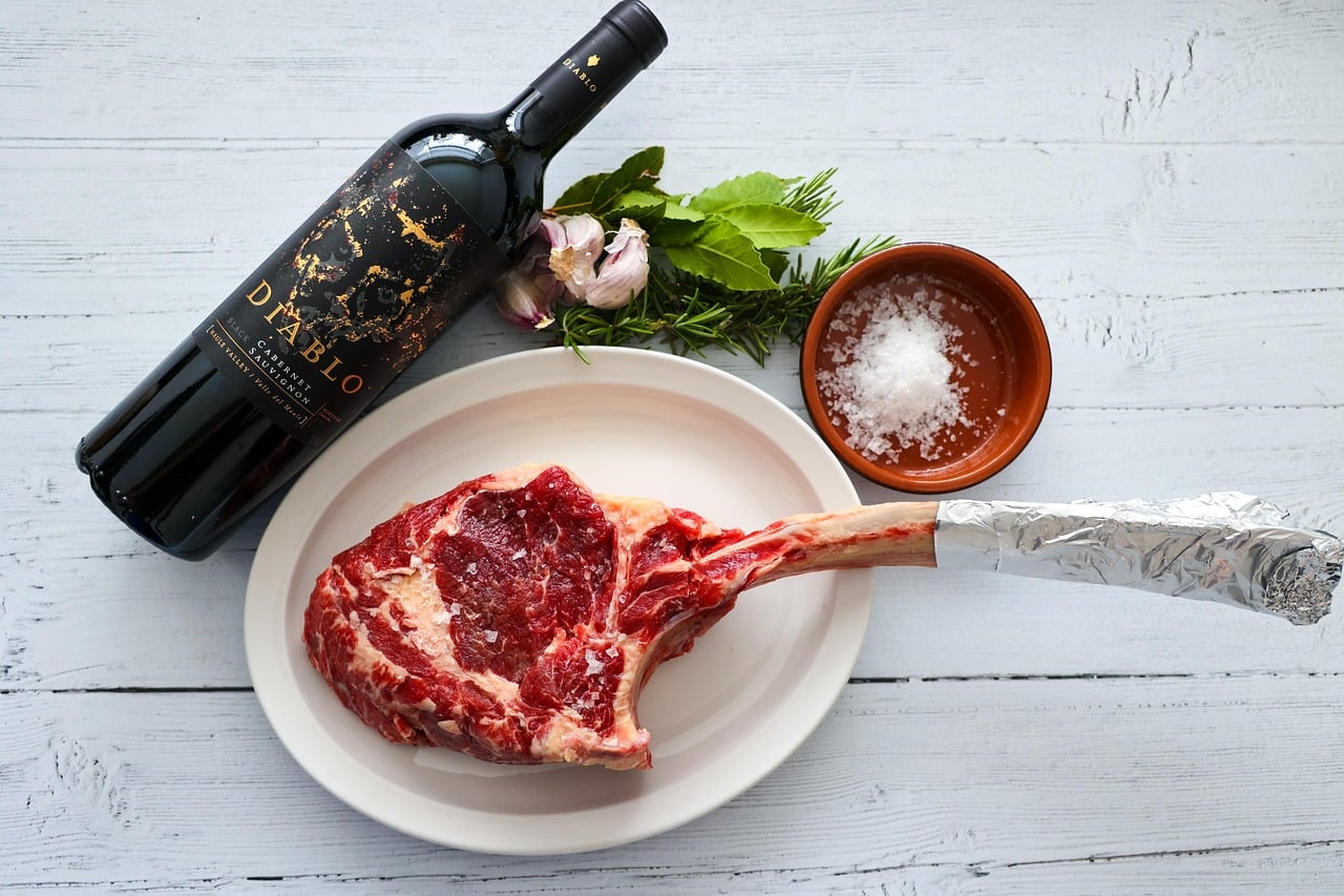 red wine beef steak