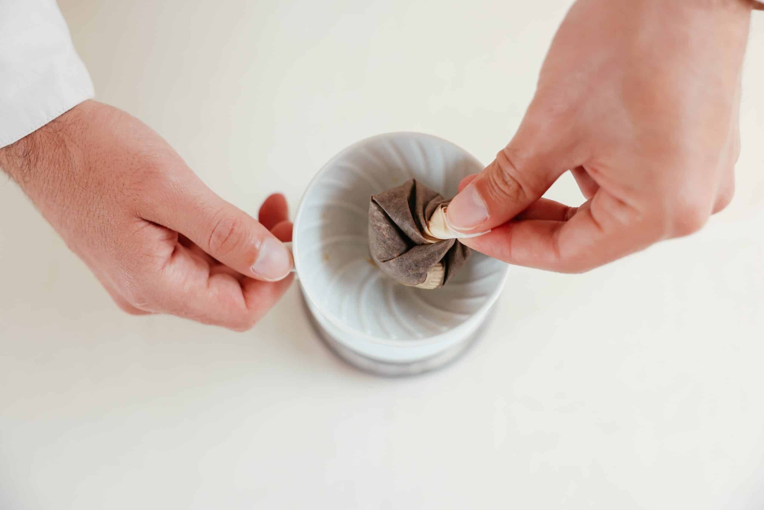 rinsing paper coffee filter rinsing paper coffee filter