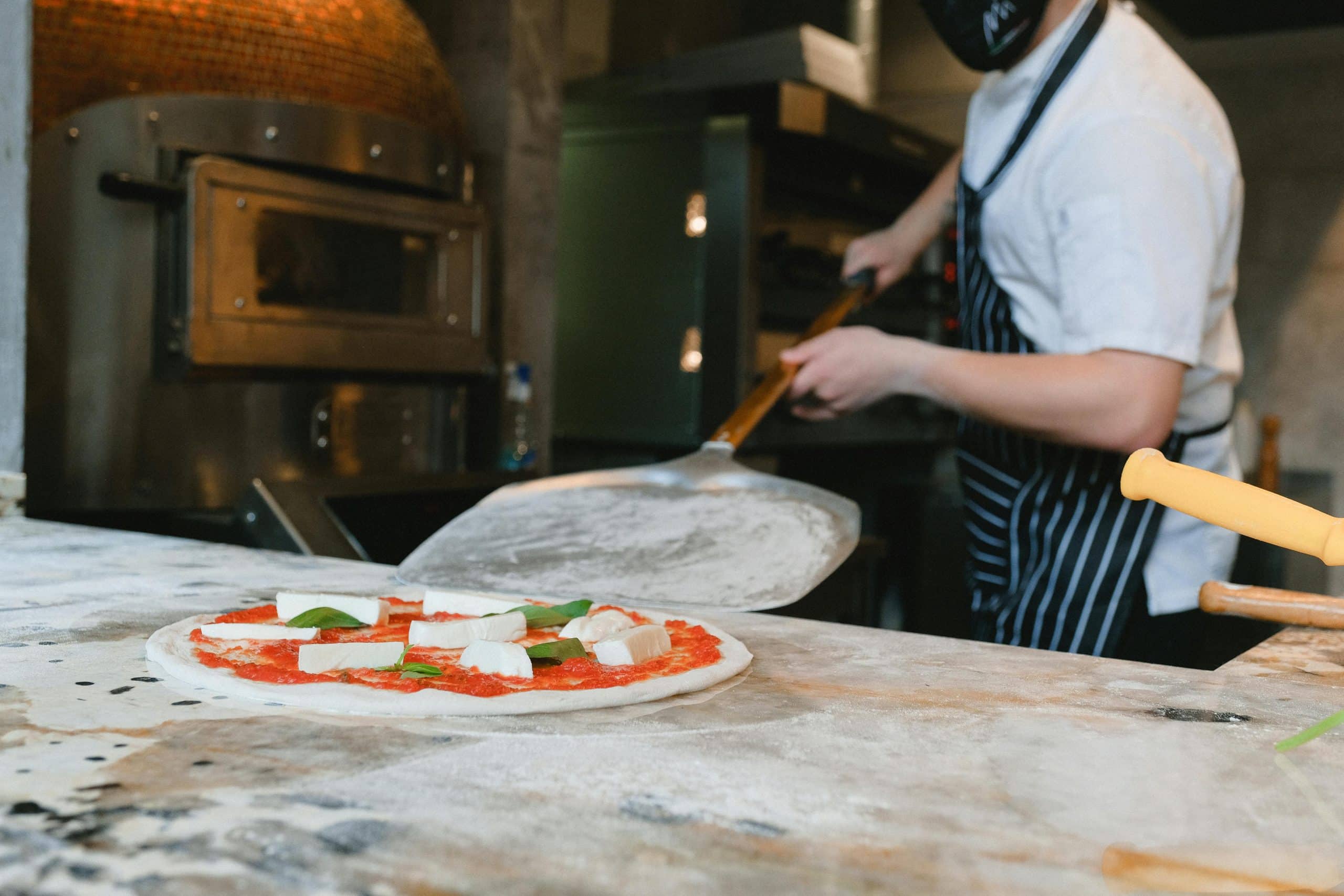 semolina dusted pizza peel